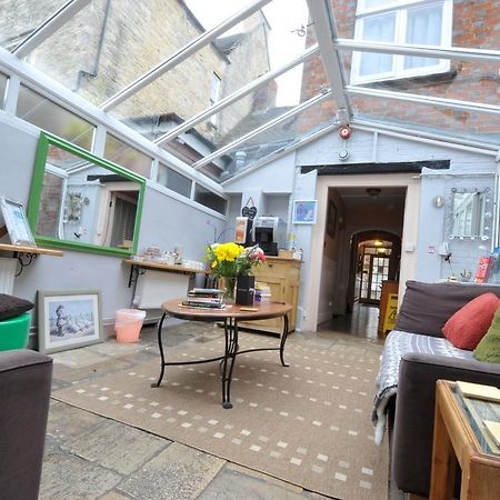 The Witney Guest House Extérieur photo